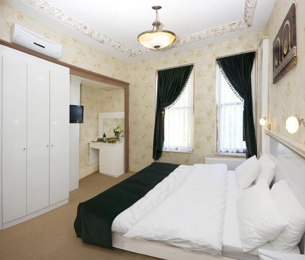 Ottoman Tulip Hotel Истанбул Стая снимка