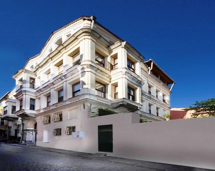 Ottoman Tulip Hotel Истанбул Екстериор снимка